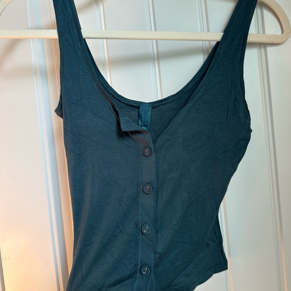 SKIMS Blue Sleeveless Fitted Tank Top